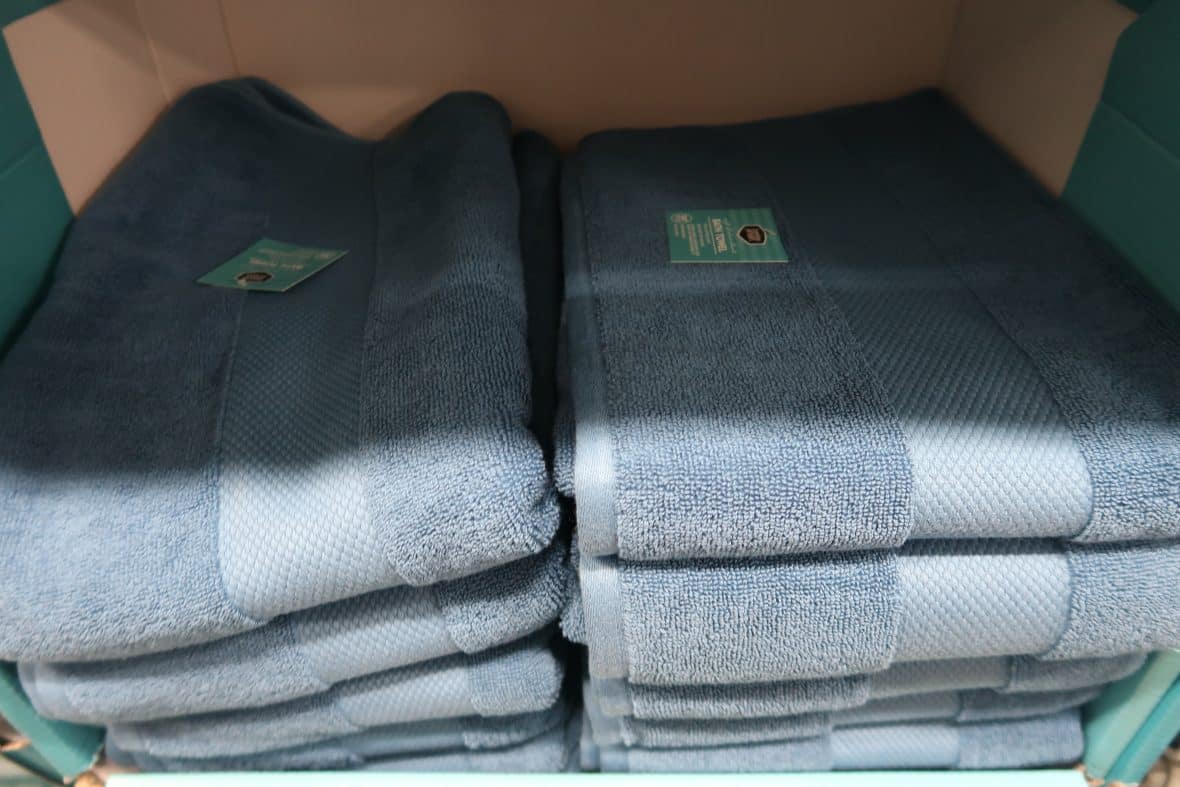 Berkley Jensen Bath Towels