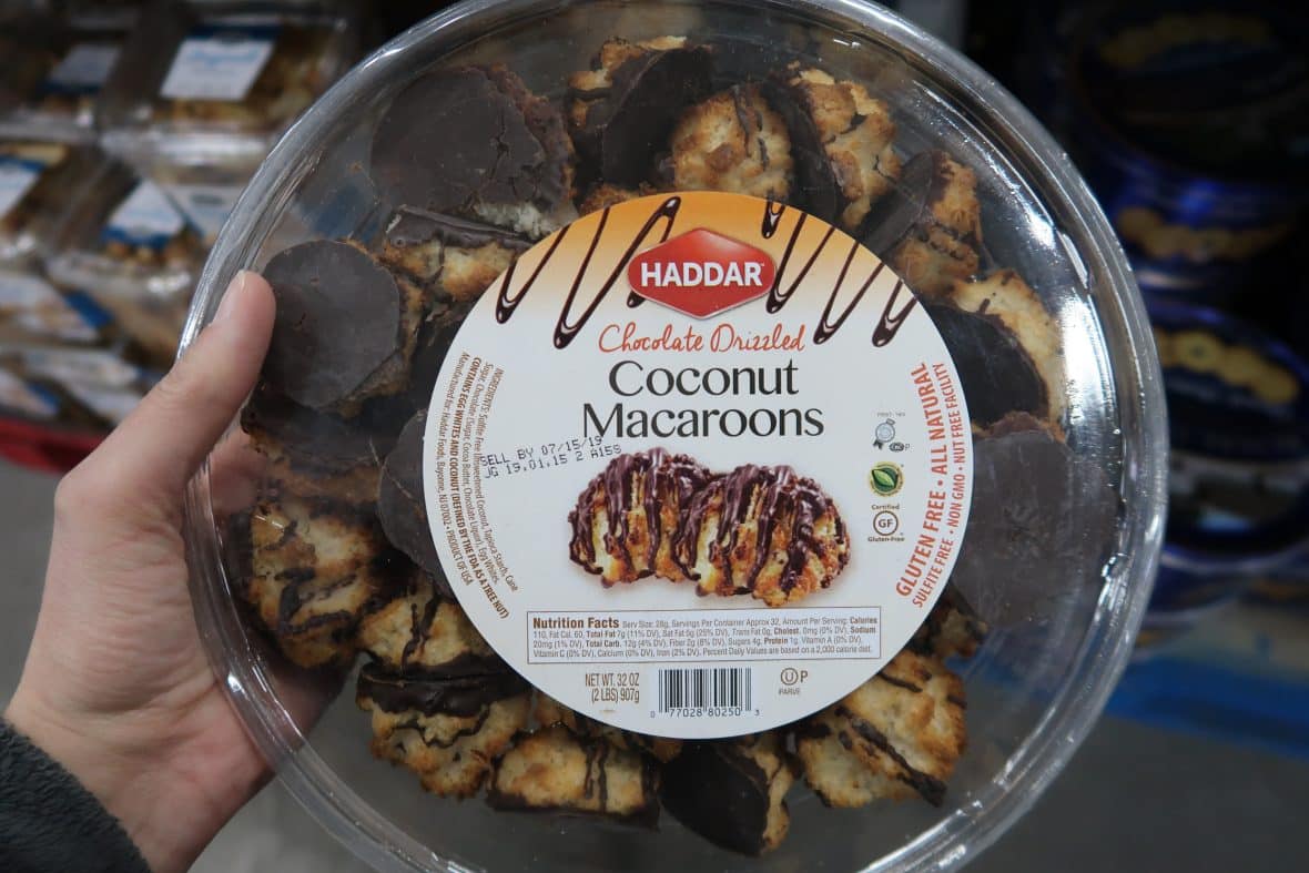 chocolate macaroon cookies at BJs