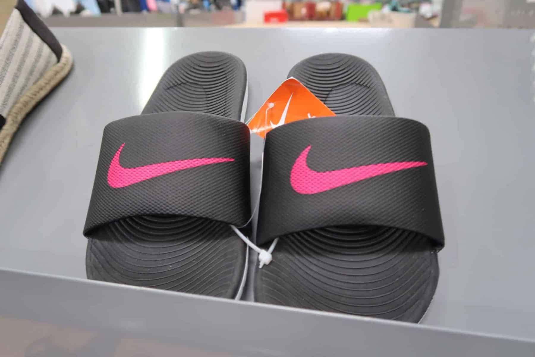 nike sandals at bjs