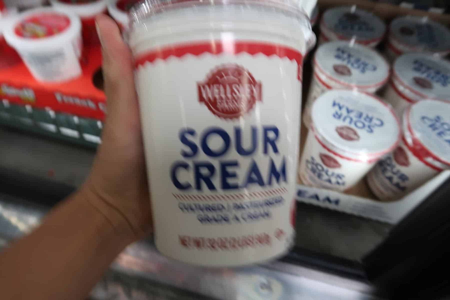 wellsley farms sour cream