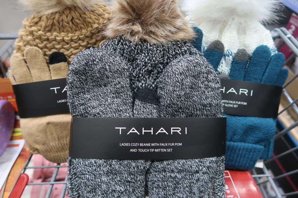 Tahari Womens Beanie