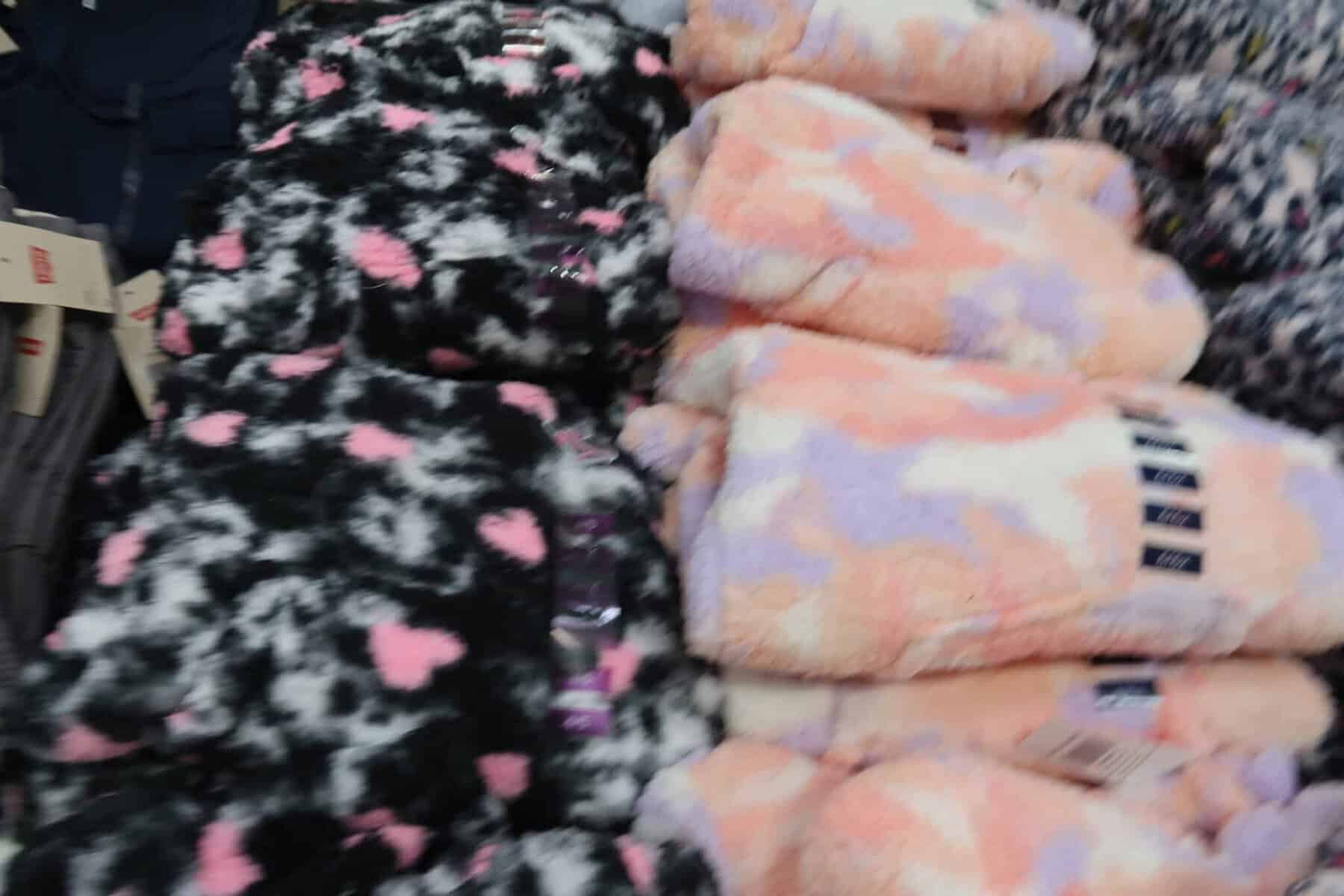 betsey johnson pulloverhoodie at bjs