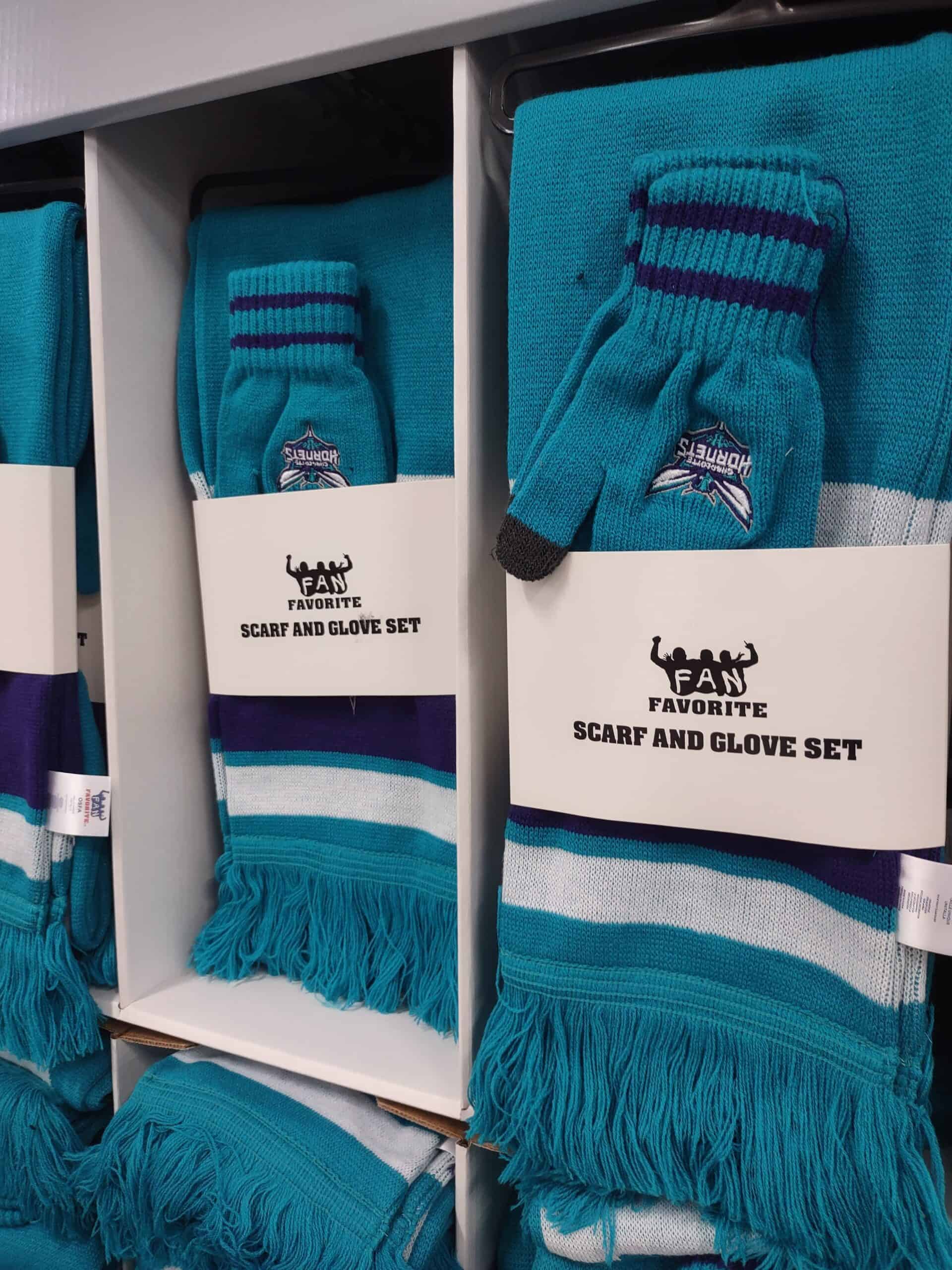 scarf & glove set