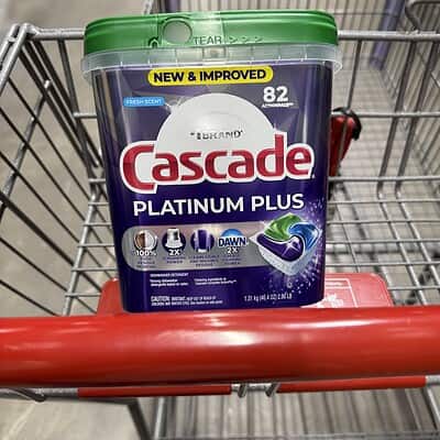 Cascade Platinum Plus dishwasher detergent, 82-count, in shopping cart.